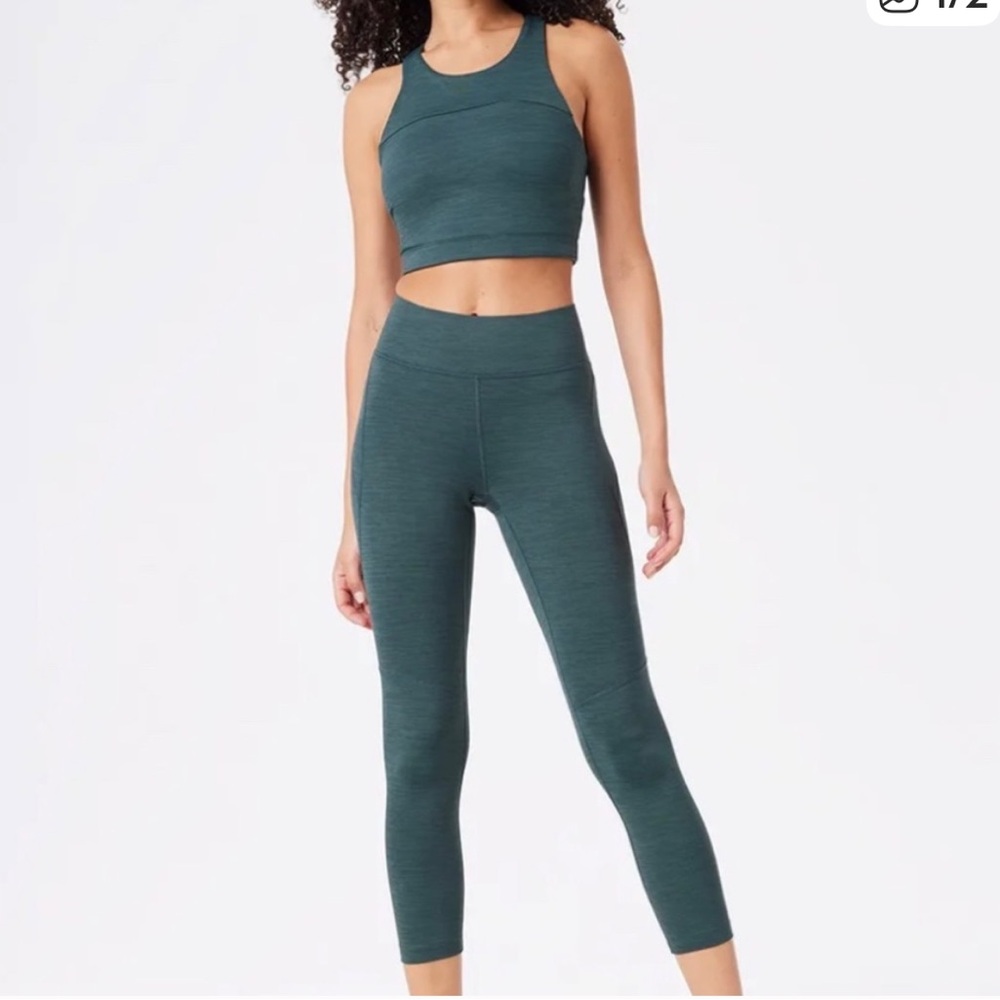 Outdoor Voices Evergreen TechSweat Flex Top and Legging 2pc Set. Size S